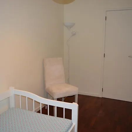 Apartment Spacious Apt. At Viana's Location