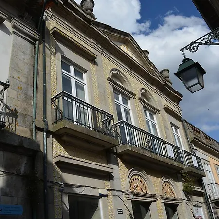 Spacious Apt. At Viana's Location