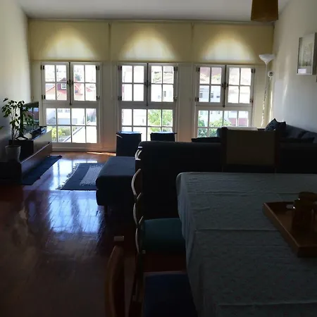 Spacious Apt. At Viana's Location