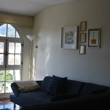 Spacious Apt. At Viana's Location Apartament *