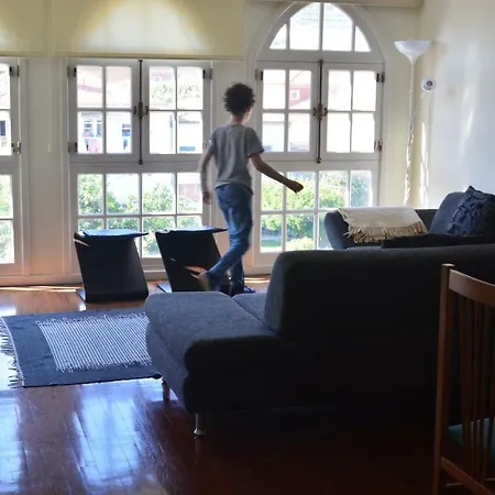 Spacious Apt. At Viana's Location Apartment *
