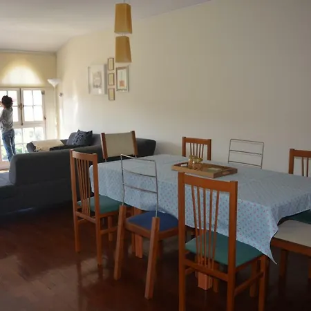 Spacious Apt. At Viana's Location