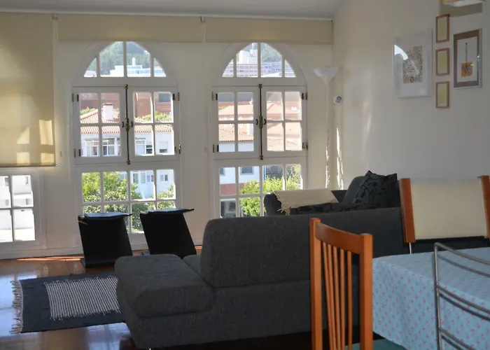 Spacious Apt. At Viana's Location